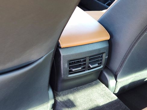 Used 2024 Lexus IS 300 F Sport RWD image 29