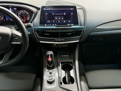 Used 2022 Cadillac CT5 V image 32