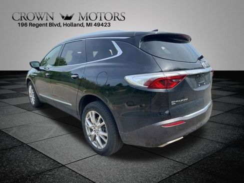 Used 2023 Buick Enclave Essence w/ Experience Buick Package AWD/4WD image 11