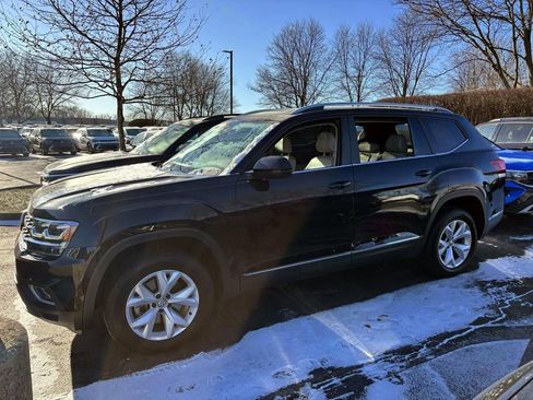 Used 2018 Volkswagen Atlas SEL image 3