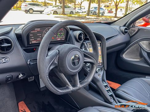 Used 2018 McLaren 720S Luxury image 16