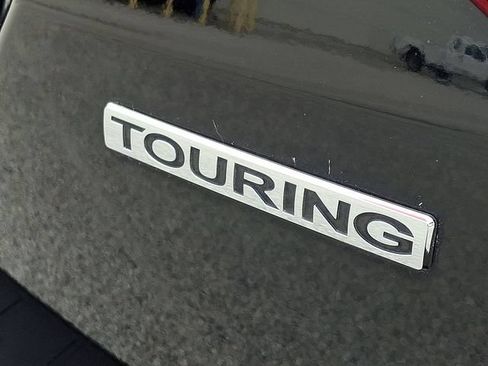 Used 2013 Honda Odyssey Touring image 32