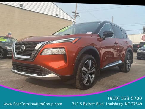 Used 2021 Nissan Rogue Platinum FWD image 1