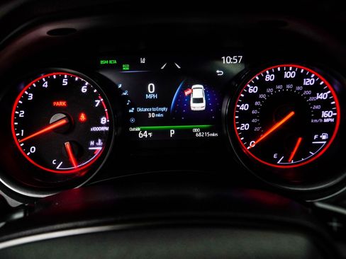 Used 2021 Toyota Camry XSE FWD image 29