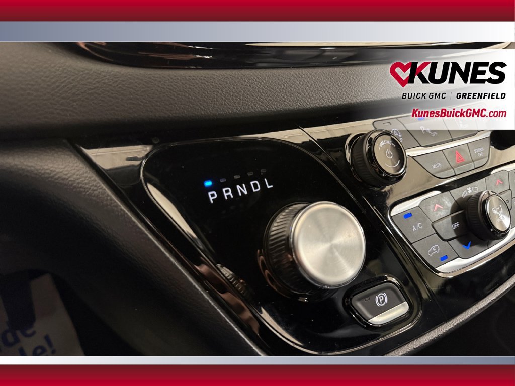 Used 2025 Chrysler Pacifica Select FWD image 29