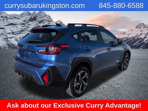 Used 2025 Subaru Crosstrek 2.0i Premium image 3