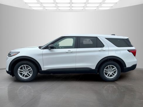 New 2026 Ford Explorer Active image 7
