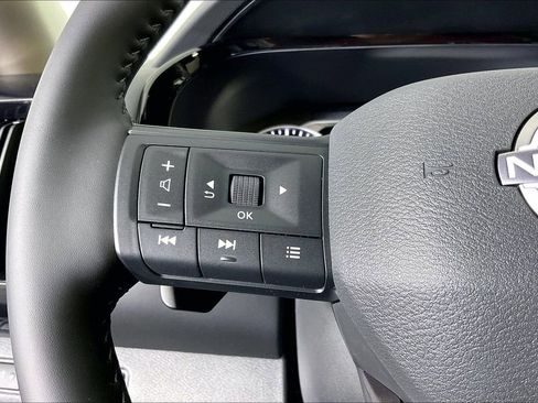 New 2026 Nissan Pathfinder SV AWD/4WD image 28