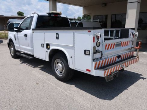 Used 2019 Ford F250 XL RWD image 6