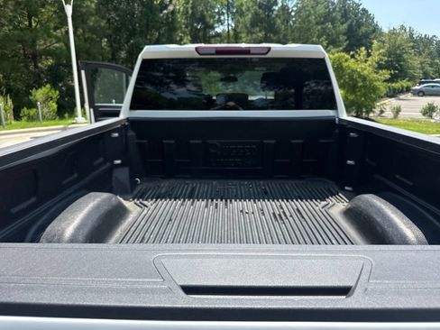 Used 2025 Chevrolet Silverado 2500 LT w/ Convenience Package AWD/4WD image 33