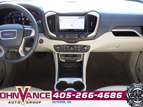 Used 2022 GMC Terrain Denali w/ Denali Premium Package image 30