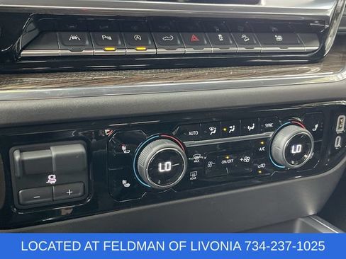 Used 2024 Chevrolet Silverado 1500 LT Trail Boss w/ Convenience Package II AWD/4WD image 18