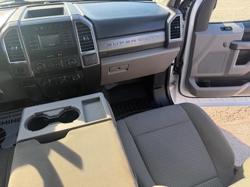 Used 2017 Ford F350 XLT image 32