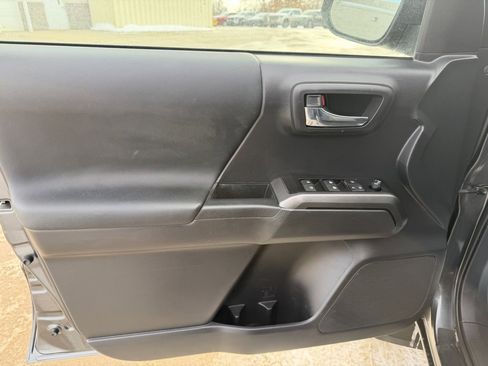 Certified 2023 Toyota Tacoma TRD Off-Road w/ Technology Package image 8