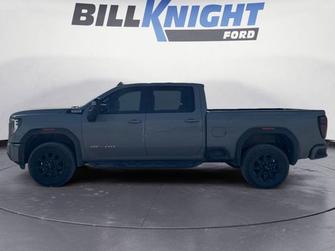 Used 2024 GMC Sierra 2500 AT4 w/ Technology Package image 2
