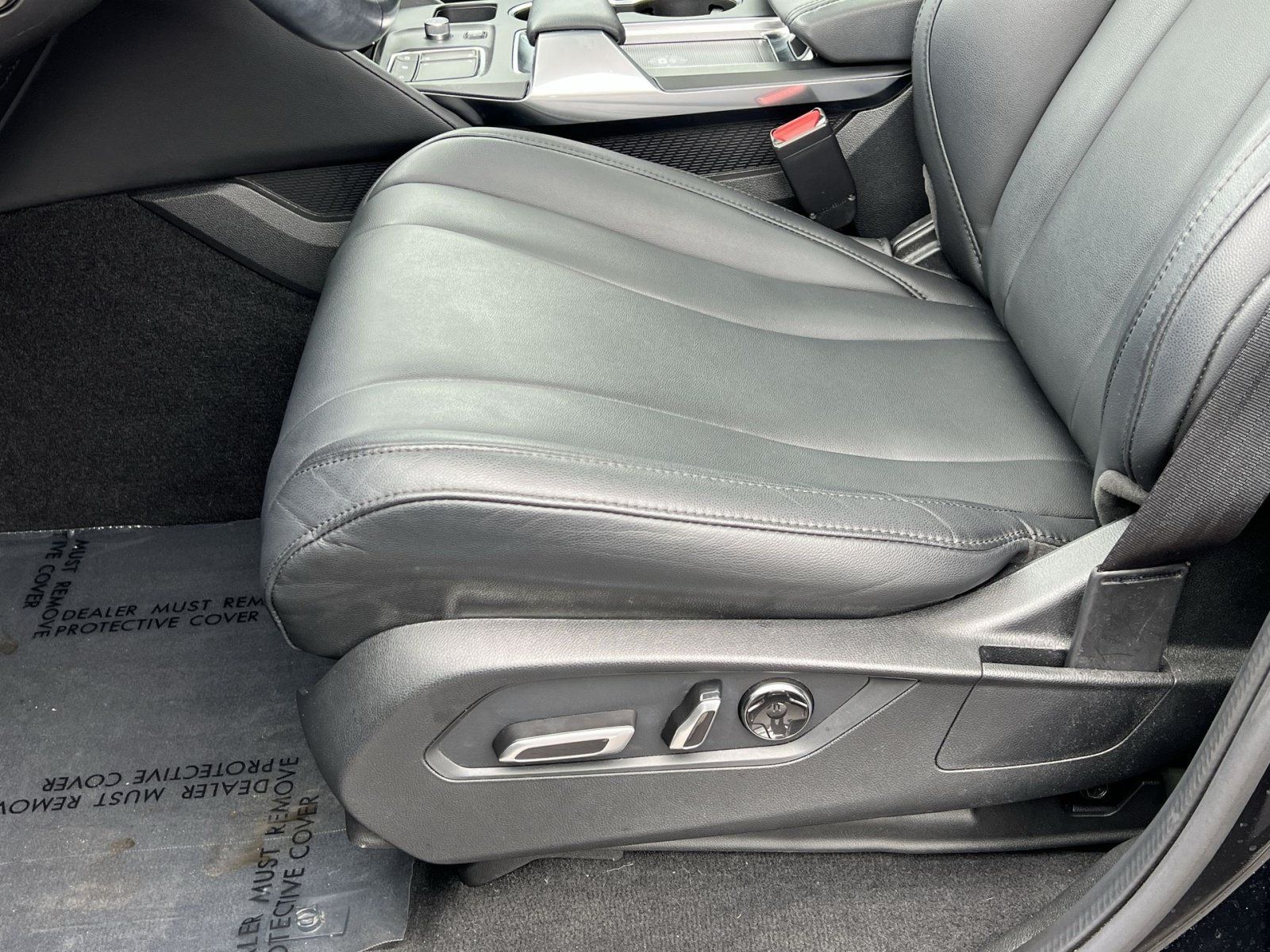 Used 2023 Acura MDX SH-AWD image 11