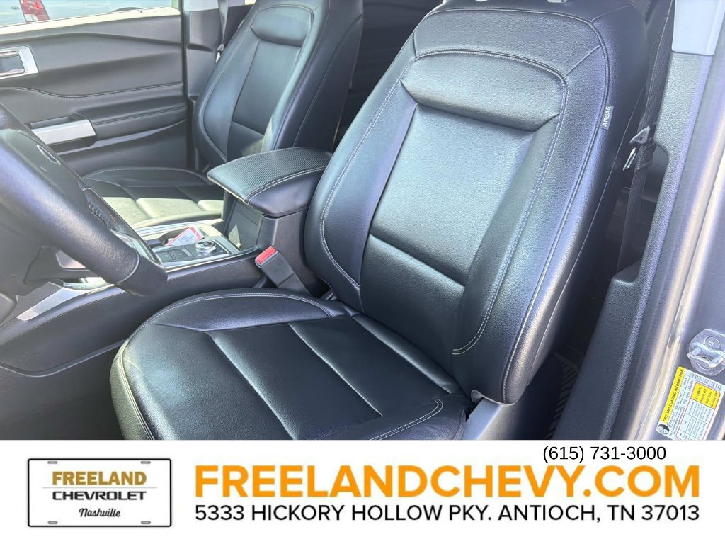 Used 2021 Ford Explorer XLT w/ Equipment Group 202A AWD/4WD image 29