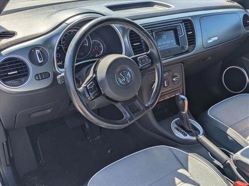 Used 2016 Volkswagen Beetle 1.8T Denim image 9