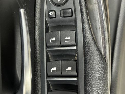 Used 2018 BMW 430i Convertible image 28