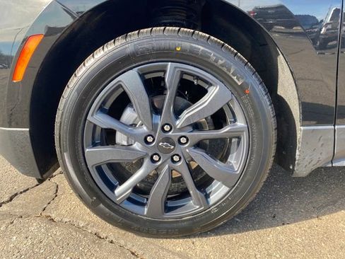 Certified 2024 Chevrolet Equinox RS w/ LPO, Floor Liner Package image 22