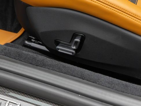 Certified 2025 Ferrari Roma Spider RWD image 62