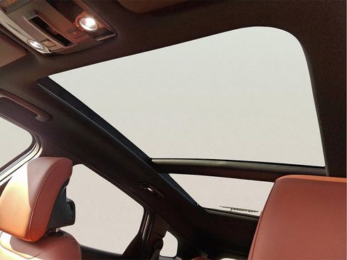 Used 2023 Kia Sportage SX image 15