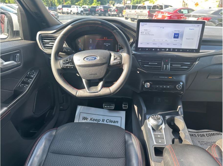 Used 2023 Ford Escape ST-Line Select w/ Tech Pack #1 AWD/4WD image 10