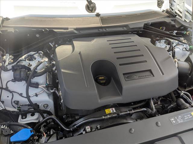 New 2026 Land Rover Defender 110 X-Dynamic SE AWD/4WD image 18