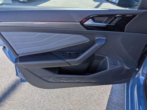 New 2026 Volkswagen Jetta SEL image 11