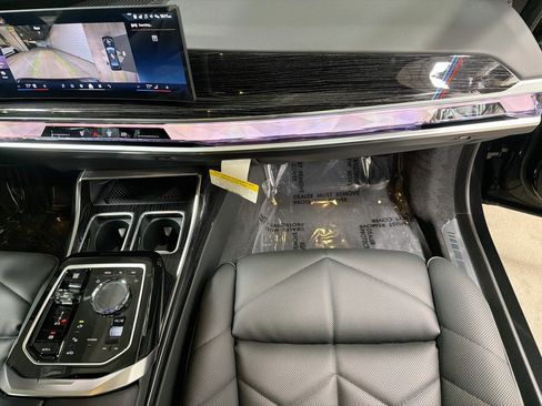 New 2026 BMW 740i RWD image 18