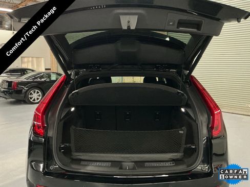 Used 2021 Cadillac XT4 Premium Luxury image 15