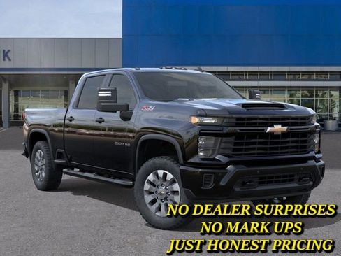 New 2026 Chevrolet Silverado 2500 Custom w/ Custom Value Package AWD/4WD image 7
