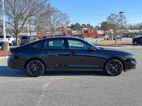 New 2025 Honda Accord SE image 20