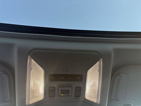 Used 2024 Toyota RAV4 XLE image 20