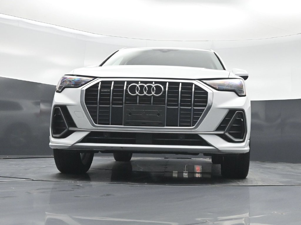 Used 2021 Audi Q3 2.0T Premium w/ Convenience Package AWD/4WD image 43