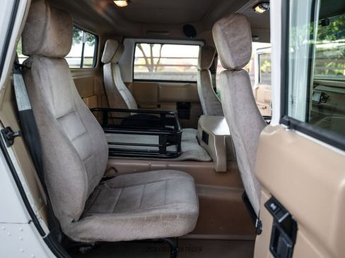 Used 1994 HUMMER H1 4-Door Hard Top AWD/4WD image 28