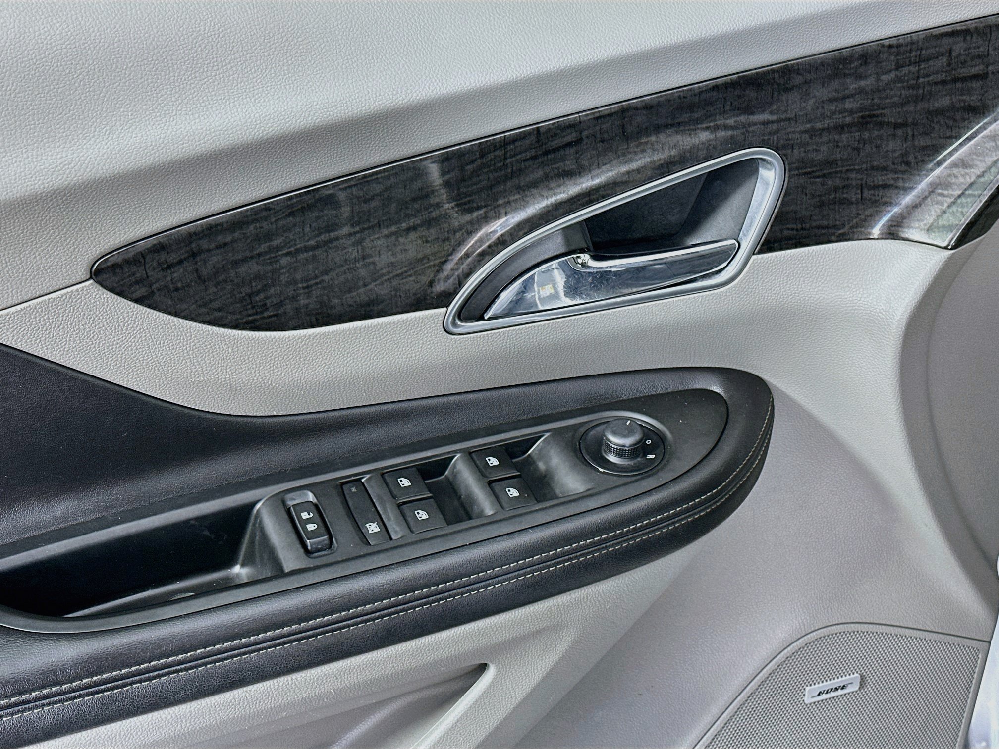 Used 2015 Buick Encore Convenience FWD image 15