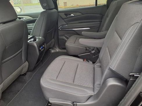 New 2026 Chevrolet Traverse LT FWD image 5