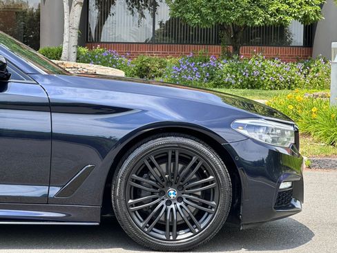 Used 2018 BMW 540i xDrive AWD/4WD image 9