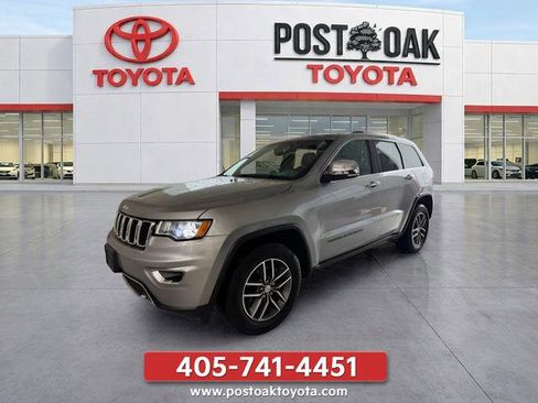 Used 2018 Jeep Grand Cherokee Limited AWD/4WD image 5