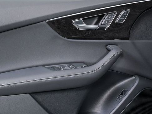 New 2026 Audi Q8 Premium Plus image 6