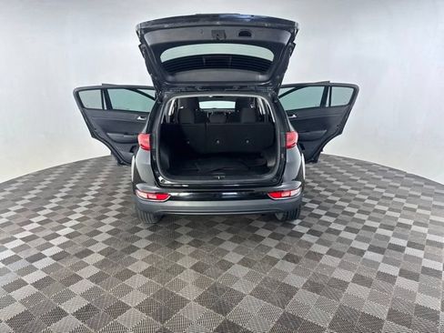 Used 2018 Kia Sportage LX AWD/4WD image 17