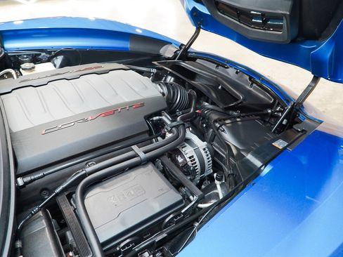 Used 2014 Chevrolet Corvette Stingray Convertible w/ 3LT Preferred Equipment Group RWD image 30