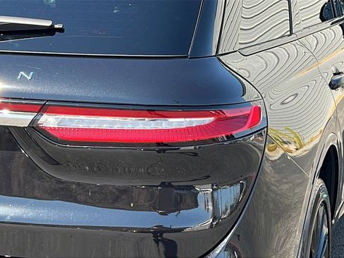 New 2025 Lincoln Corsair Reserve w/ Jet Appearance Package image 9