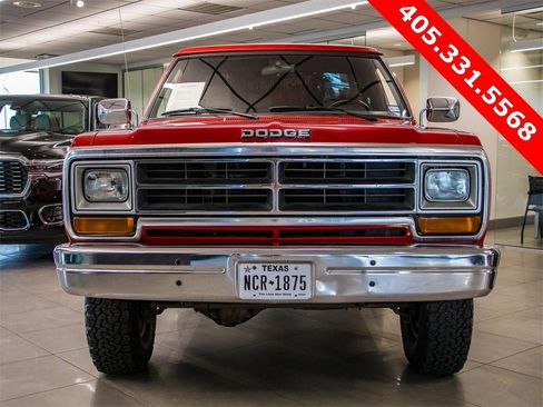 Used 1989 Dodge D/W Truck 150 image 8
