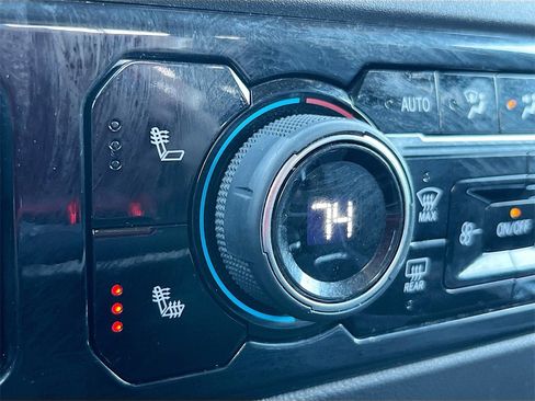 Used 2024 Chevrolet Silverado 1500 LT Trail Boss w/ LT Trail Boss Premium Package image 21