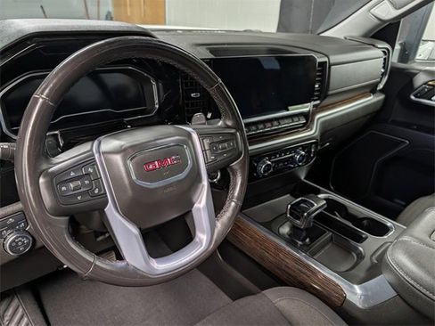 Used 2022 GMC Sierra 1500 Elevation image 16