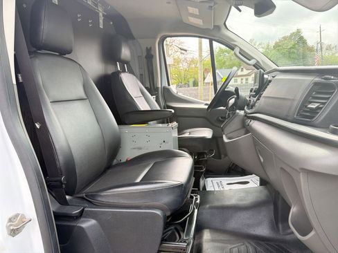 Used 2020 Ford Transit 350 Low Roof RWD image 21