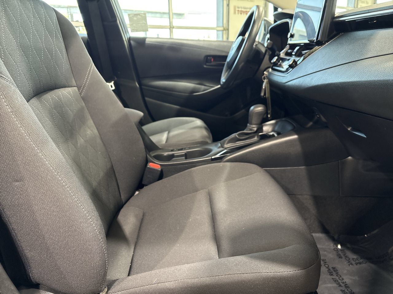Certified 2024 Toyota Corolla LE FWD image 25