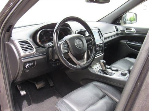 Used 2021 Jeep Grand Cherokee Limited AWD/4WD image 11